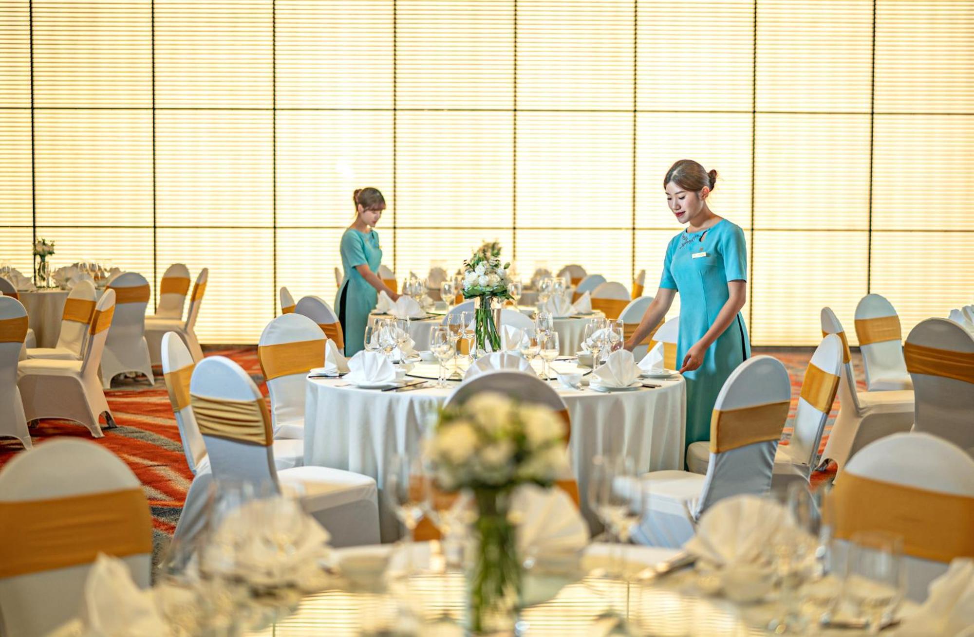 Pan Pacific Hanoi Exterior photo